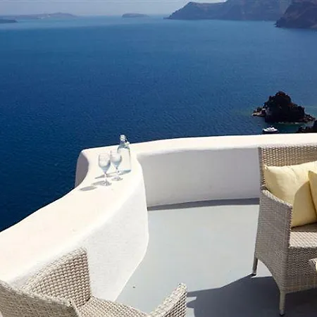 Liakada * Oia (Santorini)