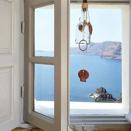 Liakada Apartment Oia (Santorini)