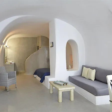Liakada Apartment